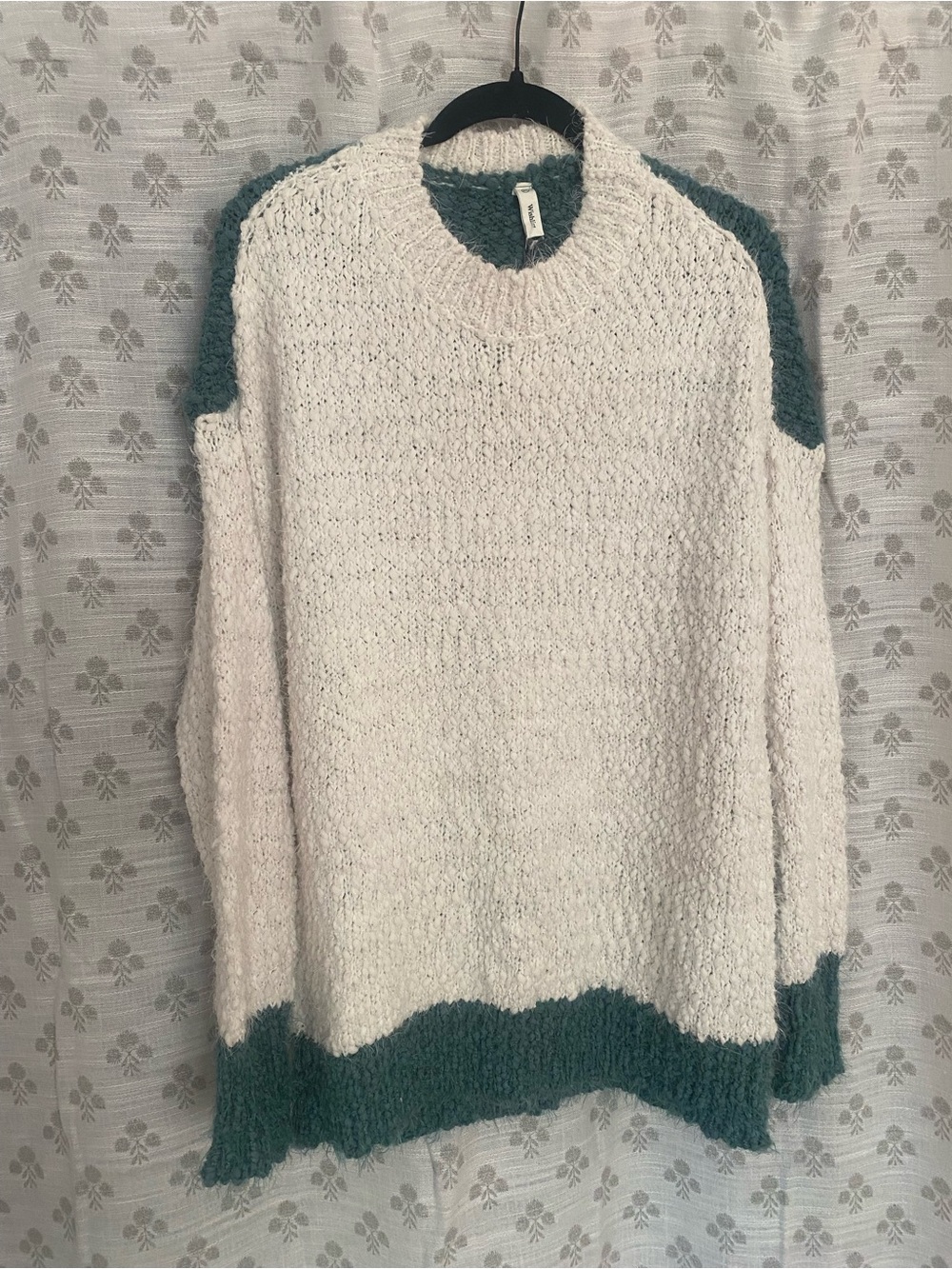 Wishlist Ivory and Teal Crewneck Sweater